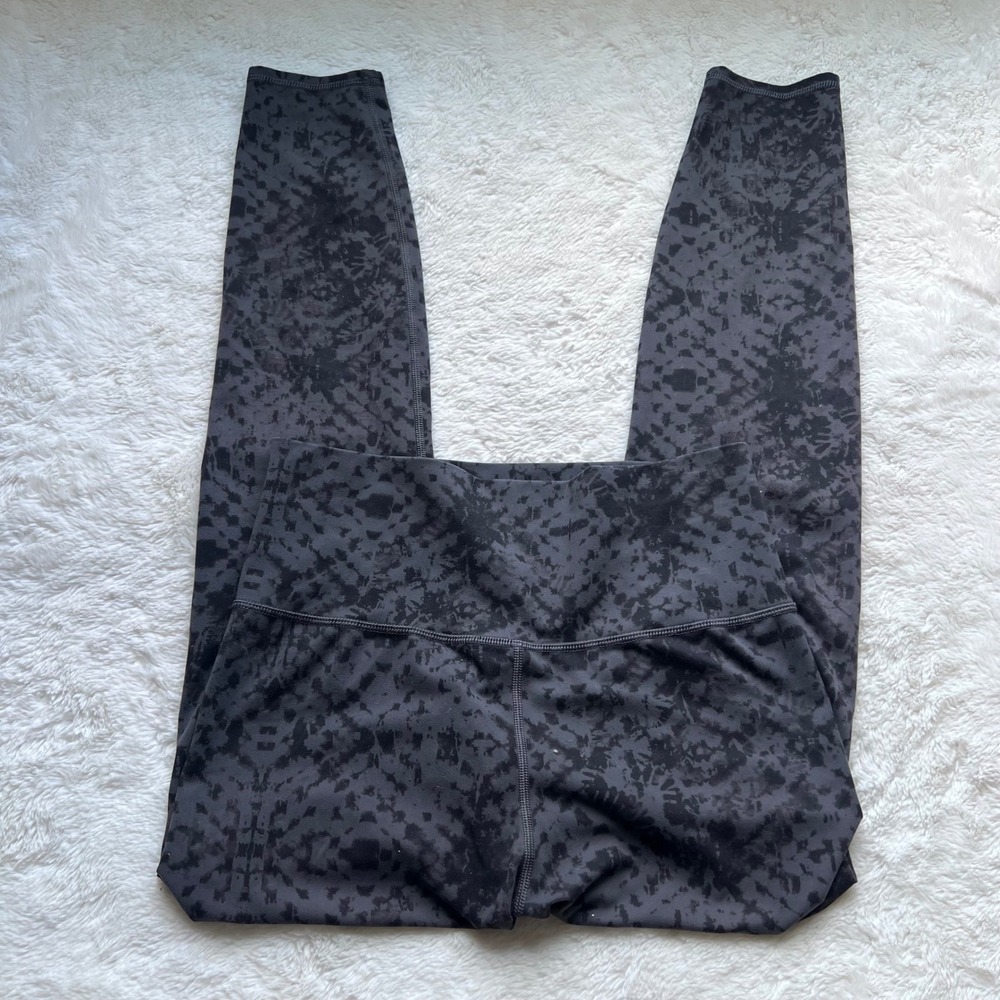 Vuori‎ High Rise Performance Leggings Black Grey Abstract Tie Dye Size Small